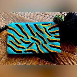 🌺 Real Cool 😎 Graphic Talataa Peru Incredible dimensional handmade clutch
